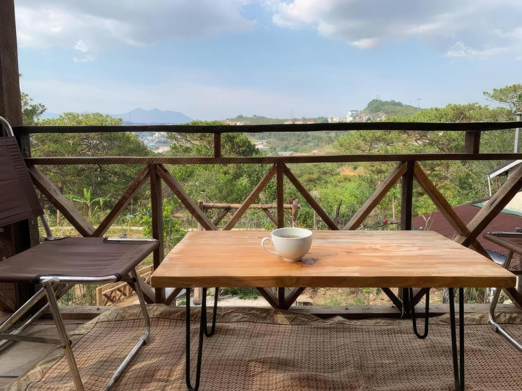 Romantic House On A Pine Hill Da Lat