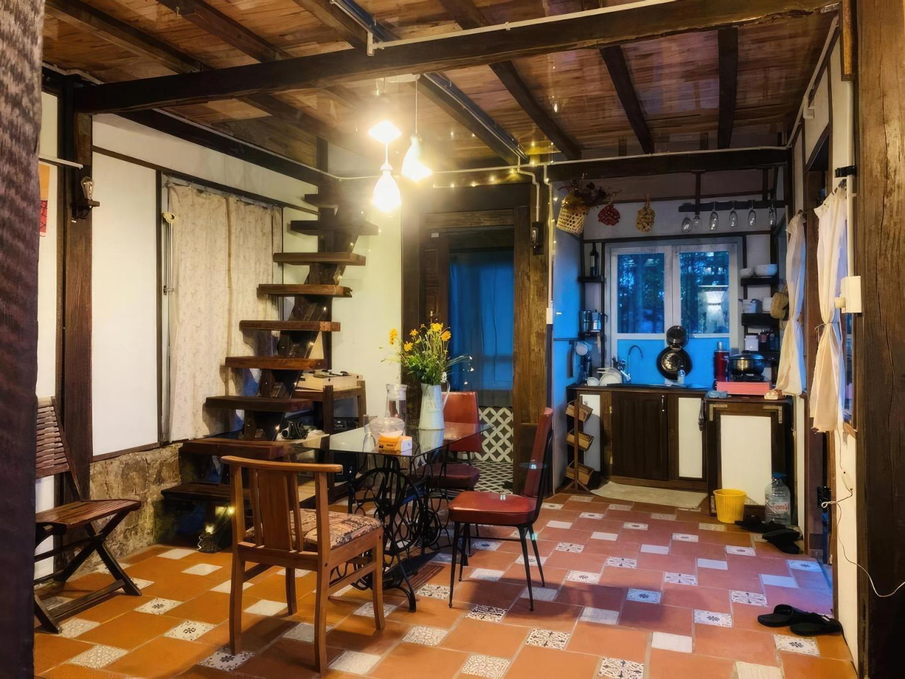 Romantic House On A Pine Hill * Da Lat